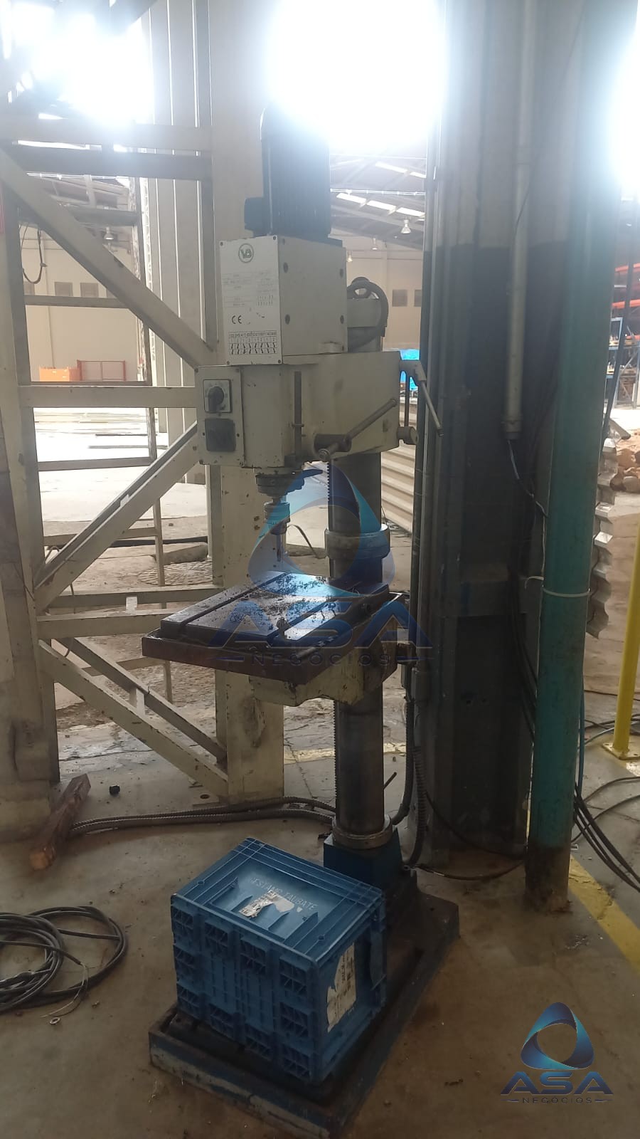 Furadeira de Coluna — foto 1